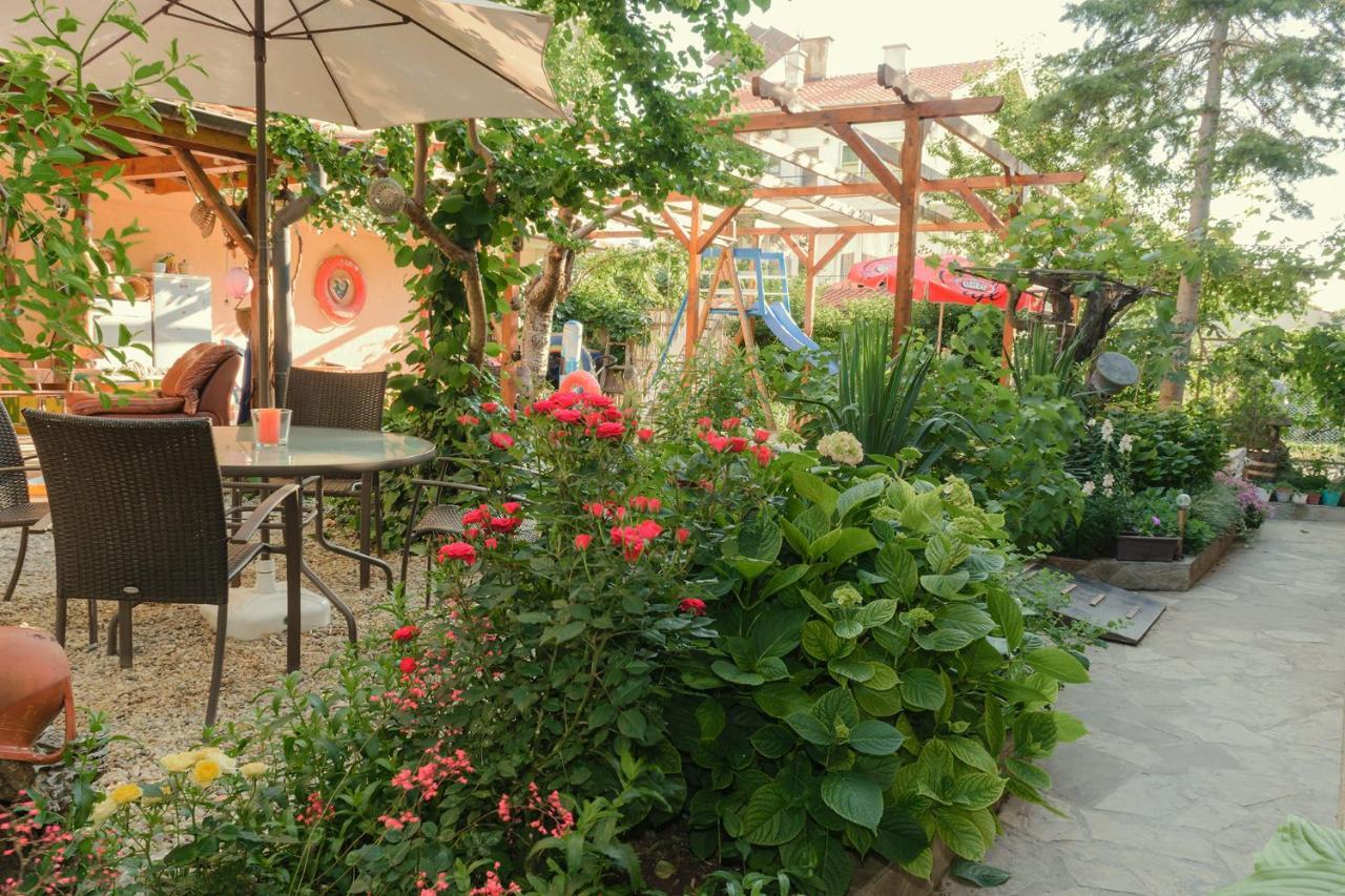 Holiday House Gendar, Chernomorets Luaran gambar
