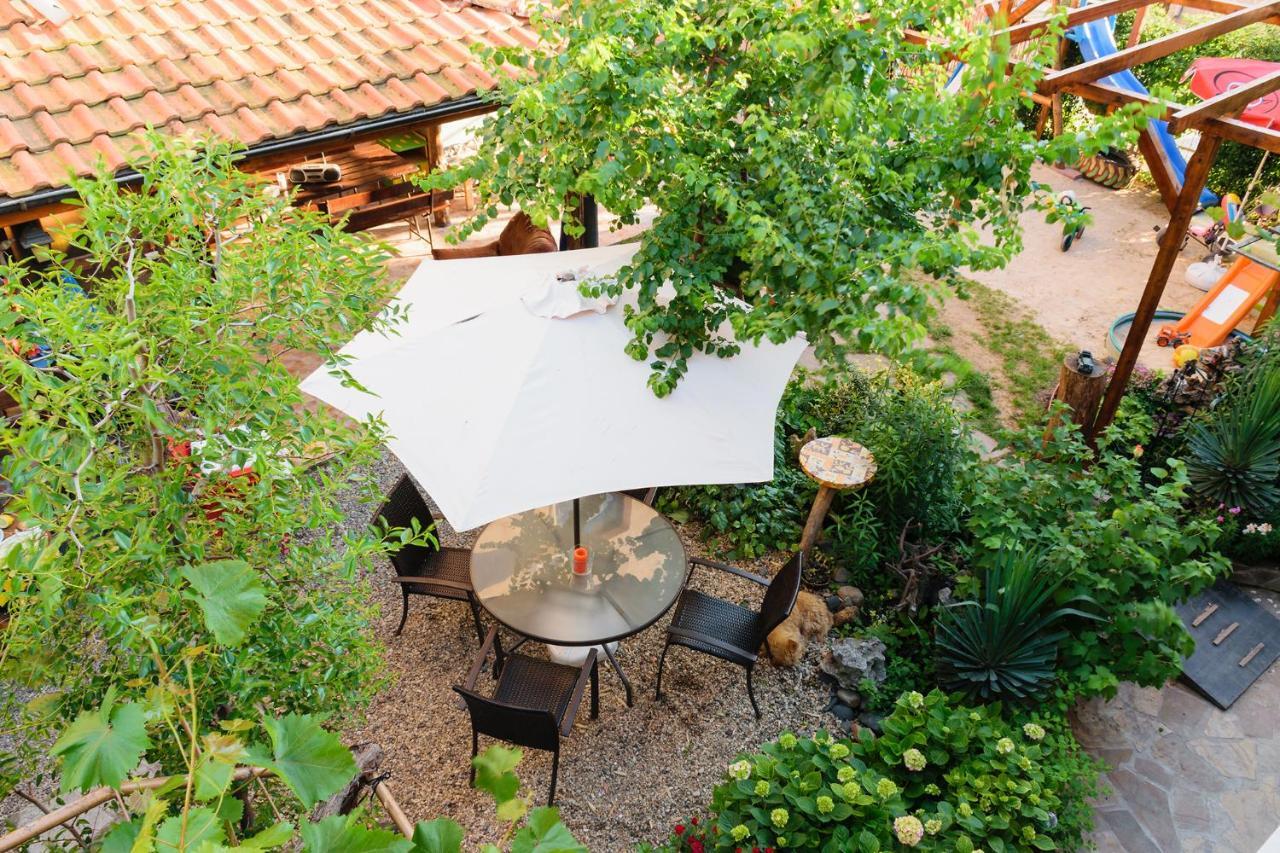 Holiday House Gendar, Chernomorets Luaran gambar